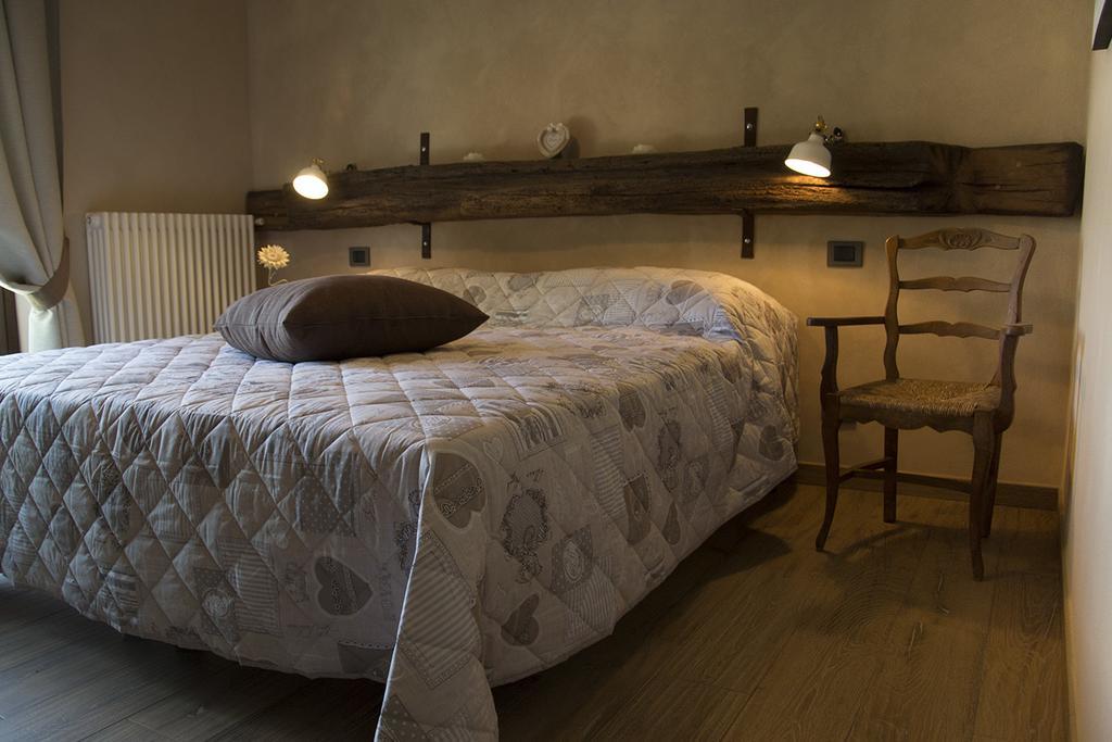 Villa Laura Castellinaldo Room photo